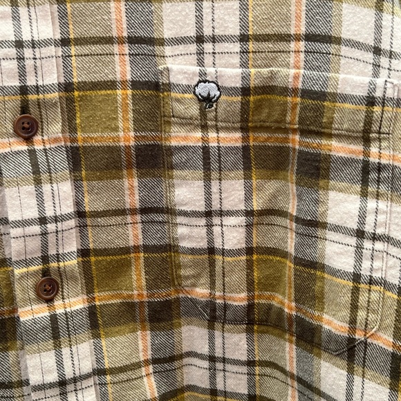 Southern Shirt flannel button down - Picture 2 of 3